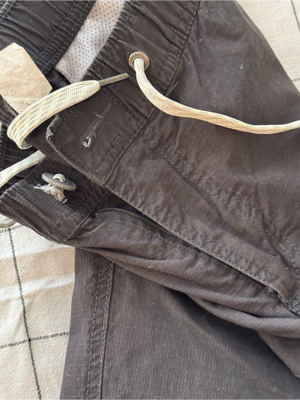 Vuori Black Drawcord Jogger Pants